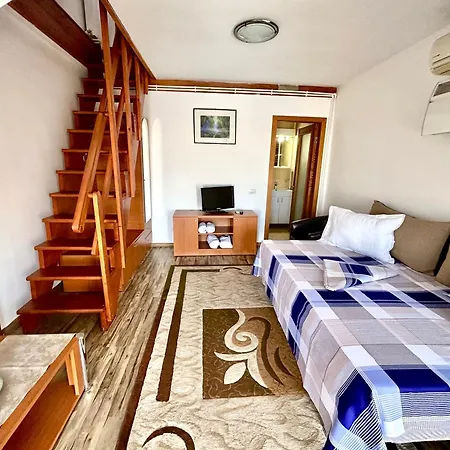Casa Cu Stuf Olimp 4* Douăzeci şi Trei August