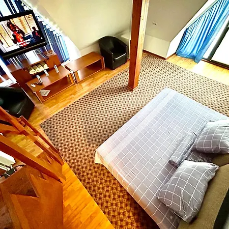 Casa Cu Stuf Olimp 4* Douăzeci şi Trei August
