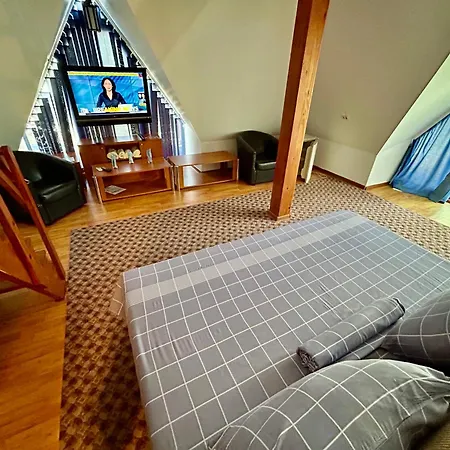 Casa Cu Stuf Olimp Affittacamere Douăzeci şi Trei August